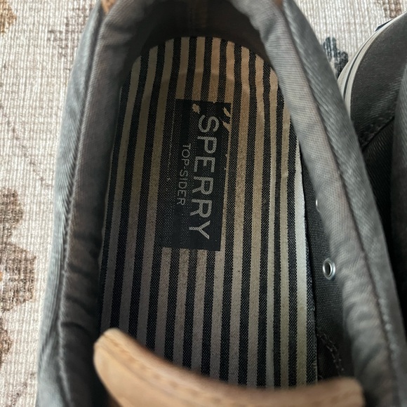 Size 10 SPERRY loafers - Picture 2 of 9